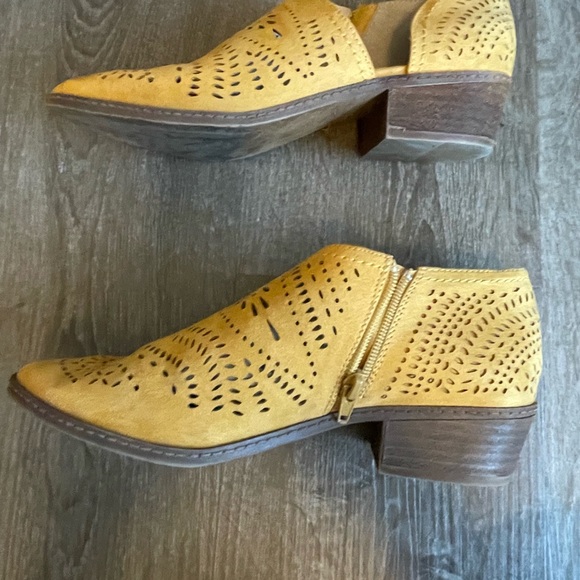 Buckle Not Rated Mustard Yellow Perforated Lazercut ankle cutout Booties - Picture 10 of 16
